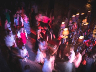 Photographe mariage Nouvelle Aquitaine 33 Photo de soirée sur un mariage